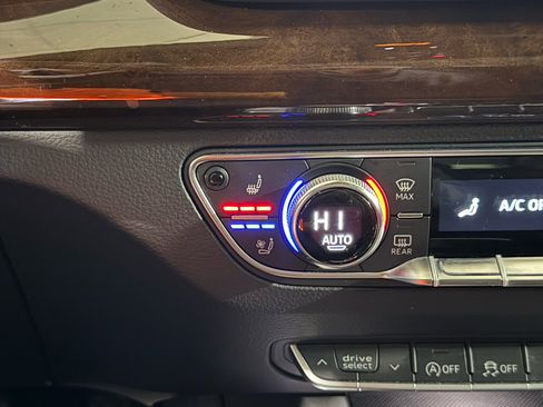 Used 2020 Audi Q5 2.0T Premium Plus w/ Premium Plus Package image 19