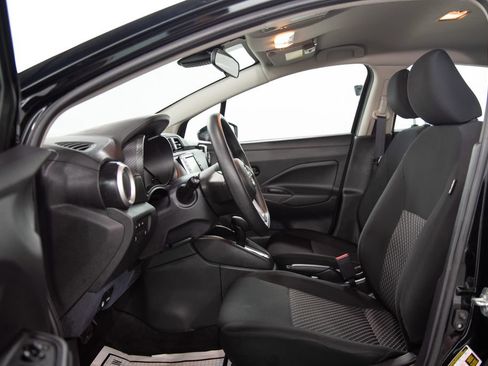 Used 2022 Nissan Versa S FWD image 7