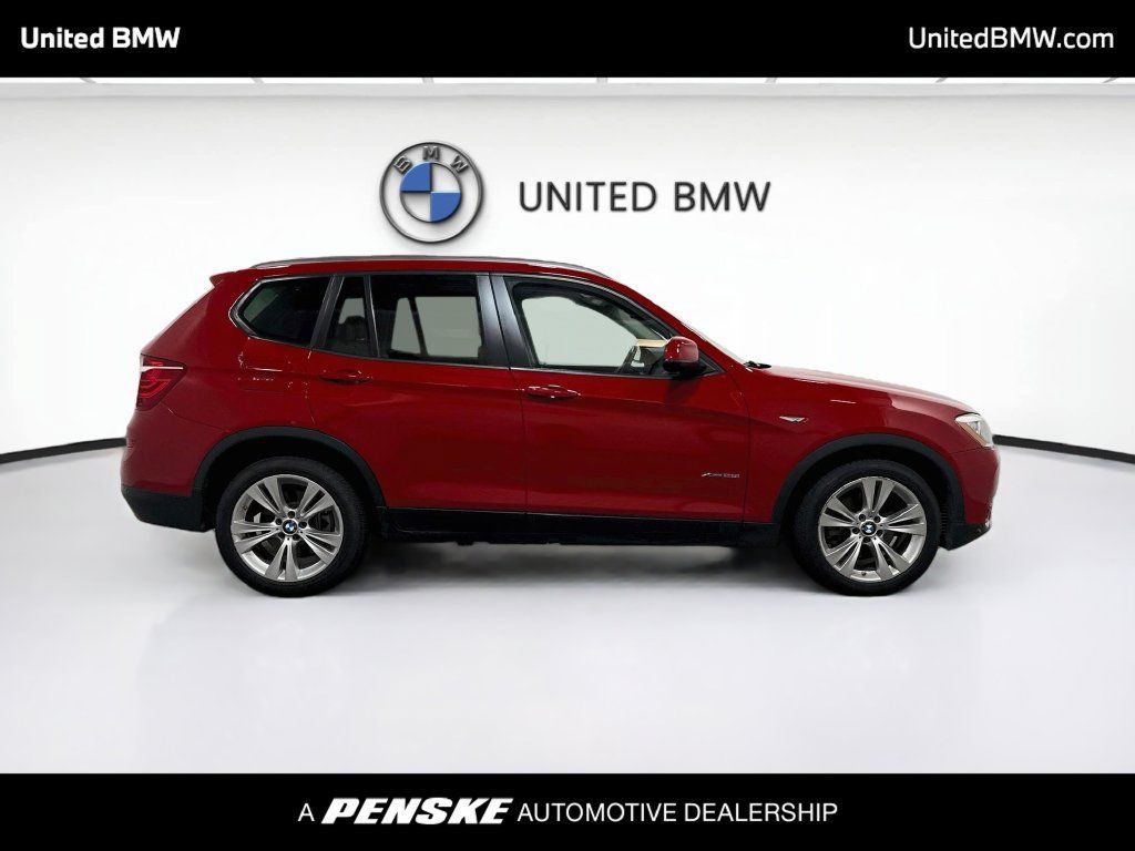 Used 2016 BMW X3 xDrive28i AWD/4WD image 4