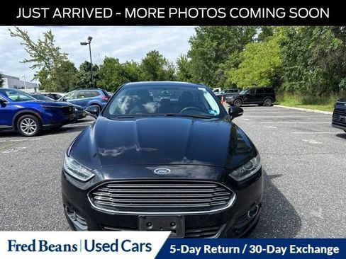 Used 2016 Ford Fusion SE w/ Equipment Group 202A AWD/4WD image 2