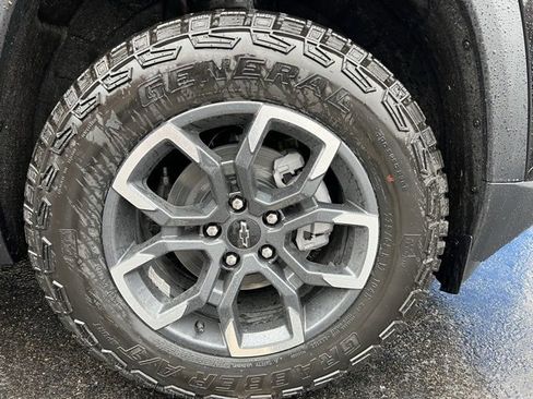 New 2026 Chevrolet Equinox ACTIV image 5