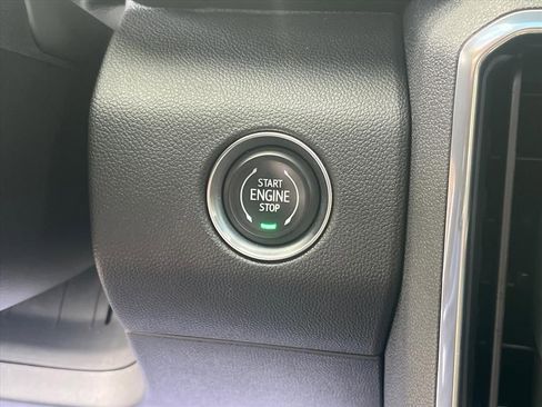 Used 2026 GMC Acadia Elevation w/ Black Edition FWD image 11