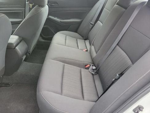 Used 2026 Nissan Altima 2.5 SV FWD image 14