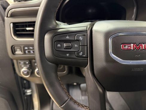Used 2024 GMC Yukon AT4 w/ Technology Package AWD/4WD image 27
