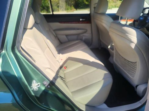 Used 2012 Subaru Outback 2.5i Limited w/ Moonroof Pkg image 15