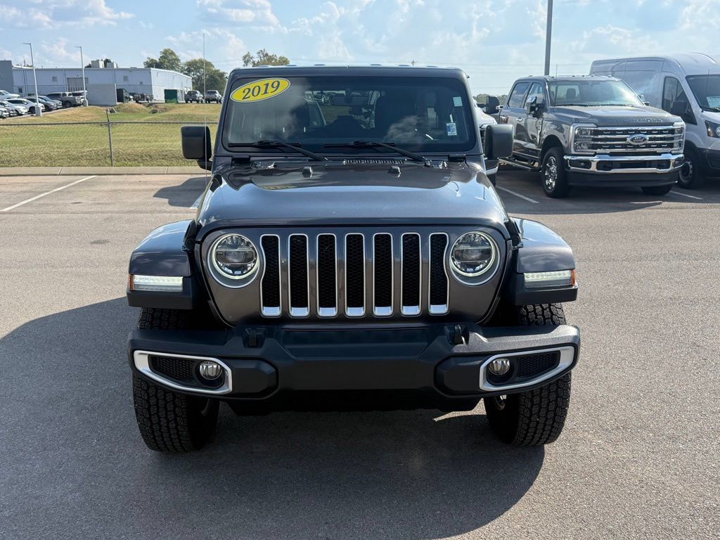 Used 2019 Jeep Wrangler Unlimited Sahara AWD/4WD image 40