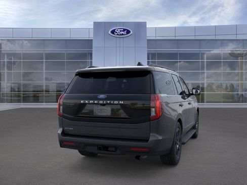 New 2026 Ford Expedition Active RWD image 8