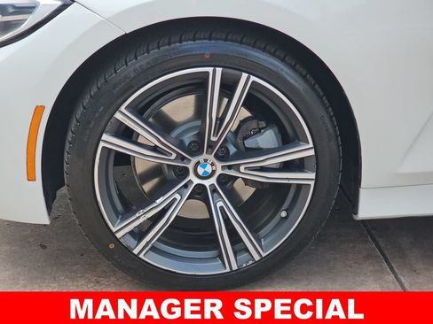 Used 2021 BMW 330i Sedan w/ Driving Assistance Package RWD image 36
