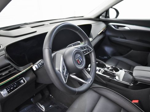 Used 2024 Buick Envision Avenir image 16