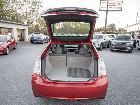 Used 2011 Toyota Prius Three image 19