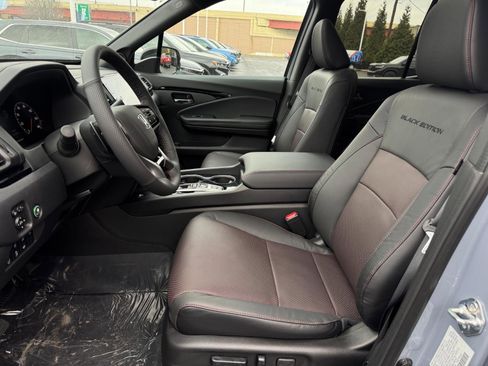 New 2026 Honda Ridgeline Black Edition image 6