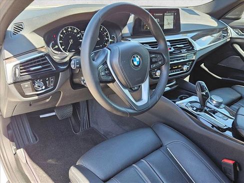 Used 2017 BMW 540i RWD image 10