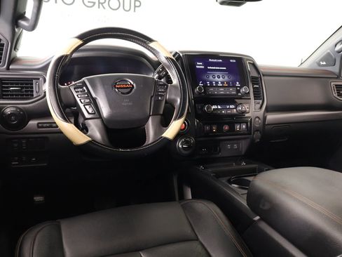 Used 2021 Nissan Titan PRO-4X w/ Pro-4x Convenience Package AWD/4WD image 2