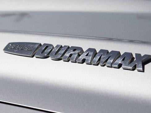 Used 2019 Chevrolet Silverado 2500 LTZ w/ Duramax Plus Package image 50