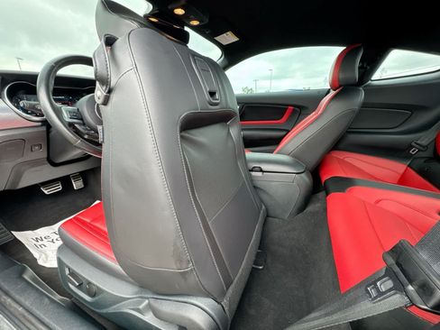 Used 2022 Ford Mustang GT Premium w/ Equipment Group 401A RWD image 20