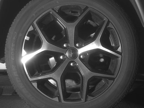 Used 2025 Jeep Compass Limited image 15