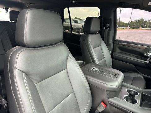 Used 2022 Chevrolet Tahoe LT w/ LT Signature Plus Package AWD/4WD image 41