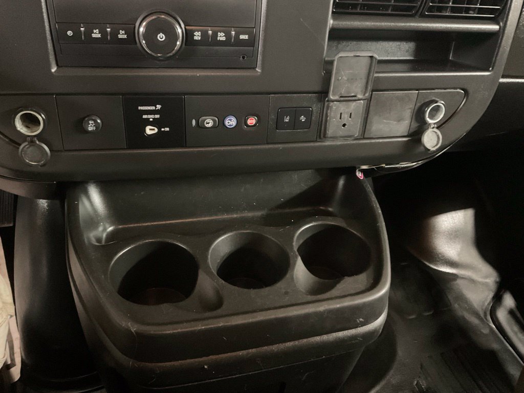 Used 2025 Chevrolet Express 2500 LT w/ LT Preferred Equipment Group RWD image 19