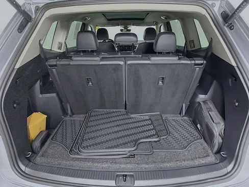 Used 2023 Volkswagen Atlas SEL R-Line image 27