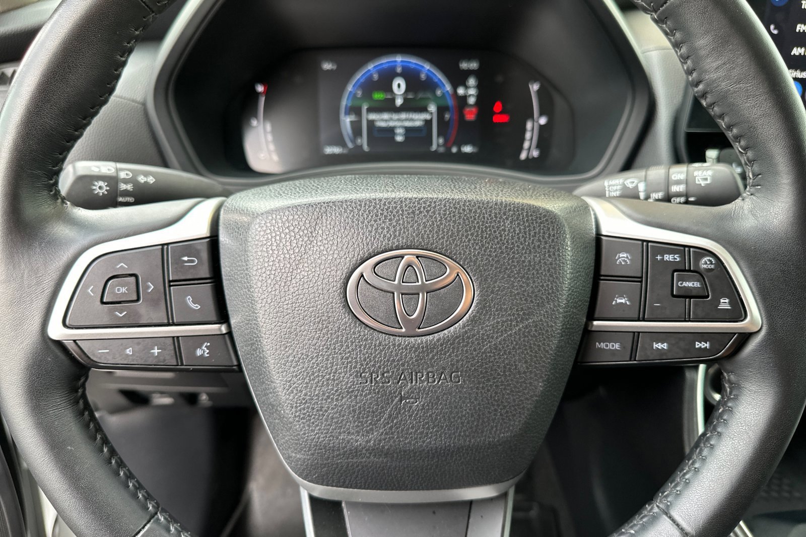 Used 2025 Toyota Grand Highlander FWD image 25
