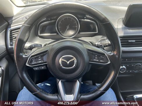 Used 2017 MAZDA MAZDA3 Grand Touring w/ Premium Equipment Package FWD image 15