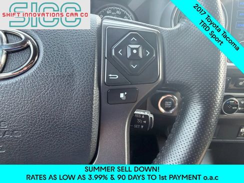 Used 2017 Toyota Tacoma TRD Sport AWD/4WD image 13