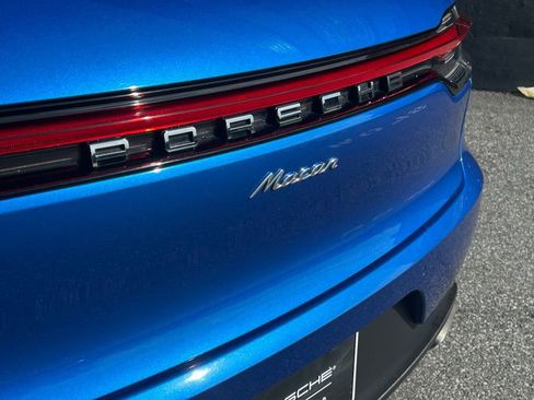 Certified 2019 Porsche Macan image 15