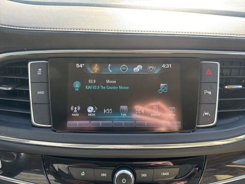 Used 2018 Buick Enclave Premium AWD/4WD image 15