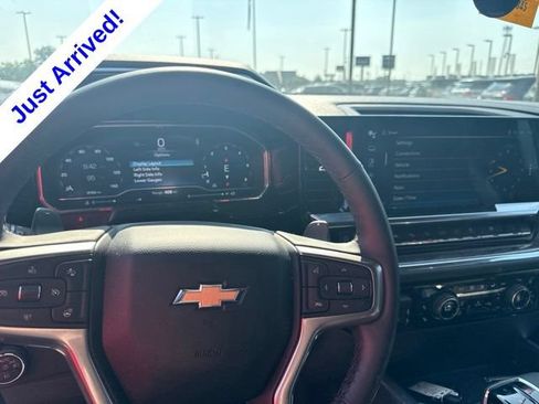 Used 2024 Chevrolet Silverado 1500 LTZ RWD image 10