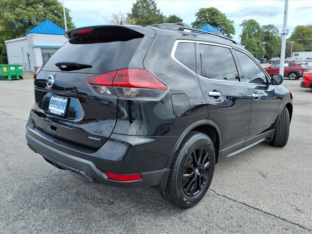 Used 2018 Nissan Rogue SV FWD image 4