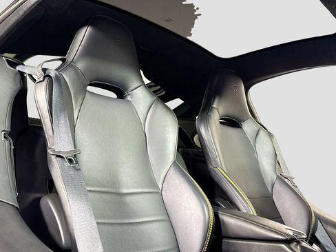 Used 2023 McLaren GT RWD image 17