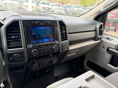 Used 2021 Ford F250 XL w/ STX Appearance Package AWD/4WD image 36