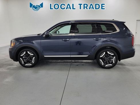 Used 2024 Kia Telluride S w/ S Sunroof Package FWD image 5