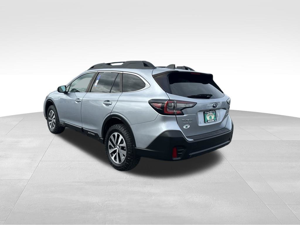 Used 2020 Subaru Outback Premium w/ Popular Package #1 AWD/4WD image 3