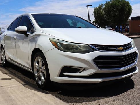 Used 2016 Chevrolet Cruze Premier FWD image 18