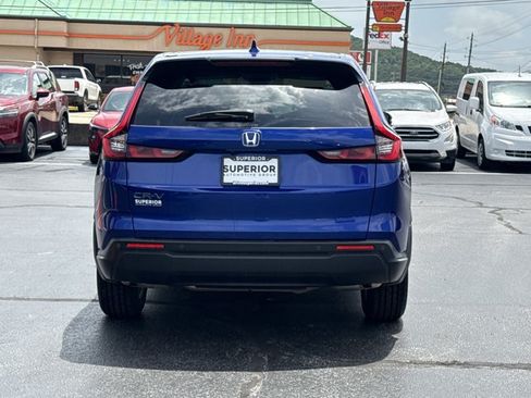Used 2025 Honda CR-V EX-L image 4