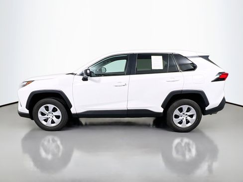 Used 2024 Toyota RAV4 LE image 9