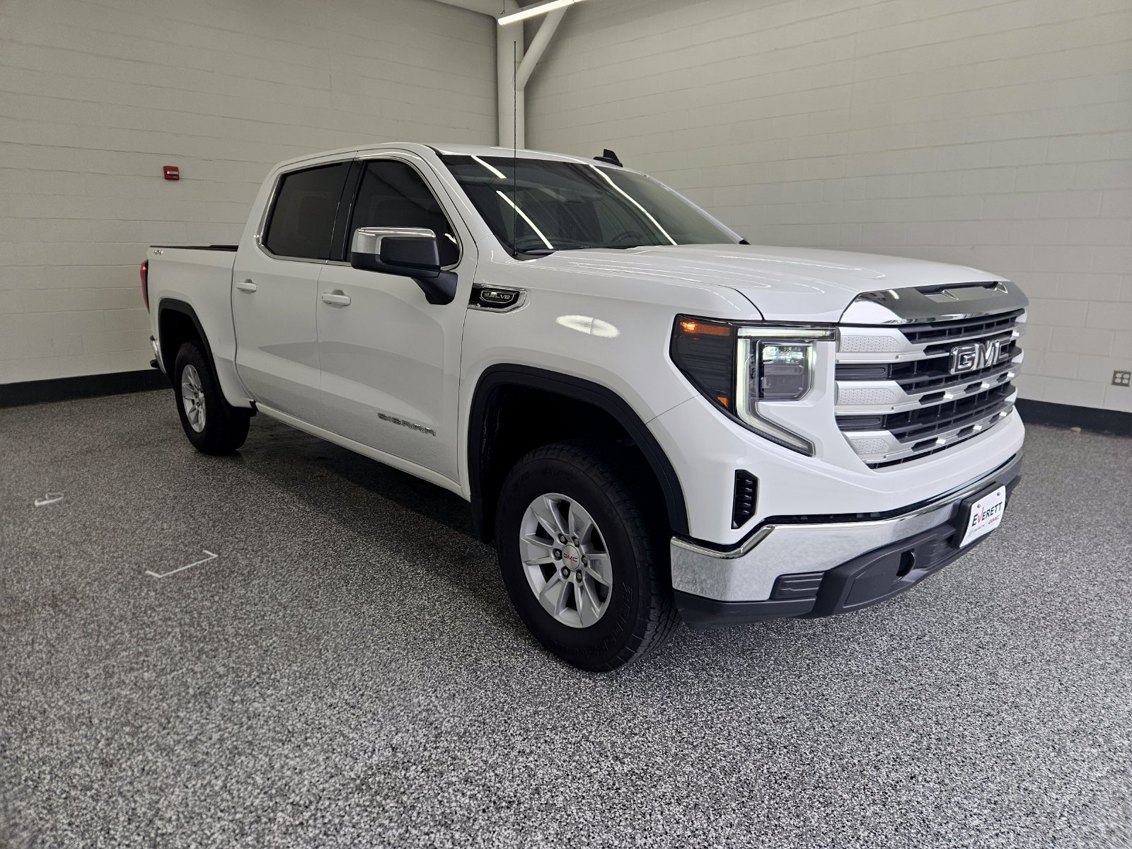 Used 2024 GMC Sierra 1500 SLE AWD/4WD image 7