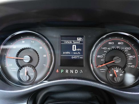 Used 2011 Dodge Charger SE w/ Connectivity Group RWD image 10