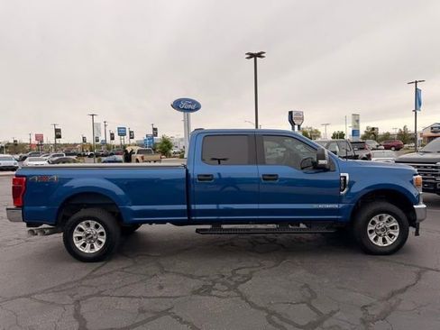 Used 2022 Ford F250 XLT AWD/4WD image 3