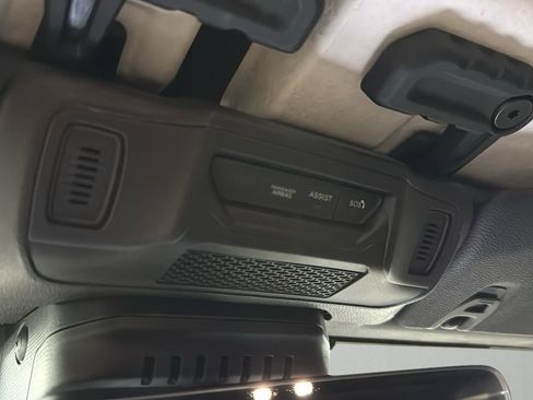 Used 2025 Jeep Wrangler Unlimited Rubicon 392 image 23