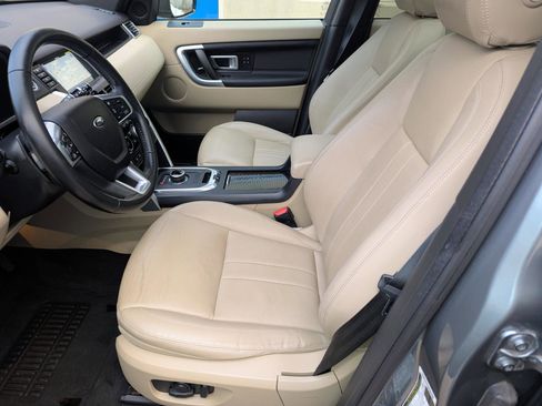 Used 2018 Land Rover Discovery Sport HSE image 5