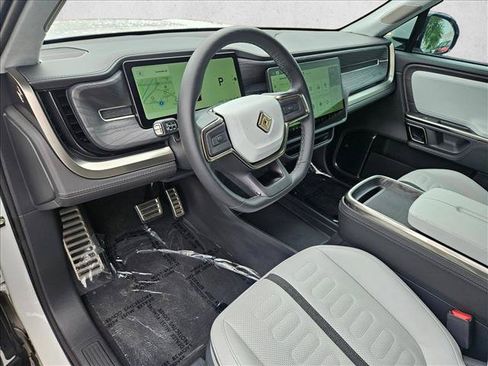 Used 2023 Rivian R1S Adventure AWD/4WD image 9