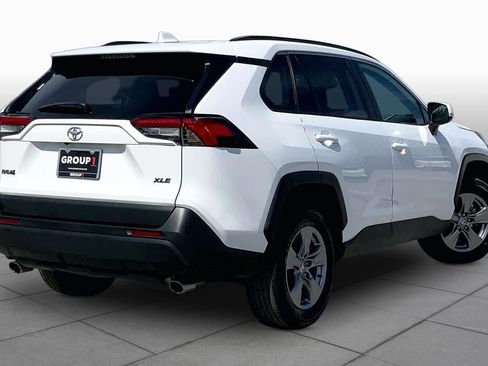 Used 2025 Toyota RAV4 XLE FWD image 13