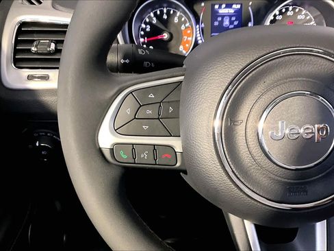 Used 2021 Jeep Compass Latitude AWD/4WD image 24