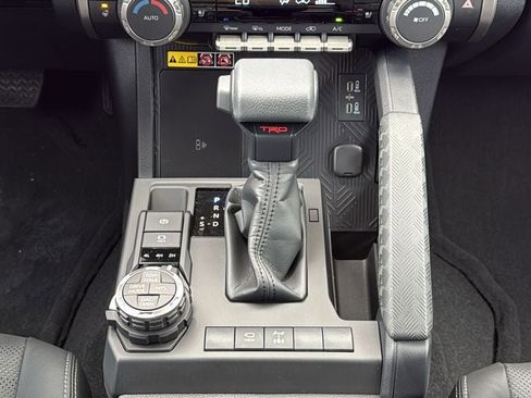 New 2026 Toyota 4Runner TRD Off-Road Premium AWD/4WD image 26