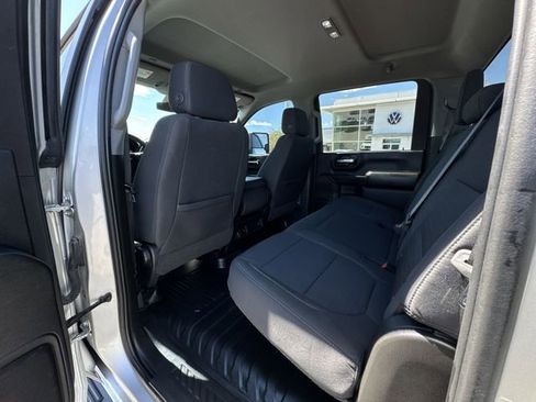Used 2023 Chevrolet Silverado 2500 LT AWD/4WD image 19