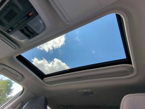 New 2025 Subaru Crosstrek 2.0i Premium image 20