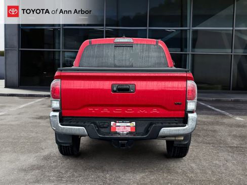 Used 2023 Toyota Tacoma TRD Off-Road image 10
