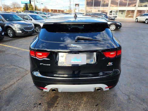Used 2020 Jaguar F-PACE S image 12